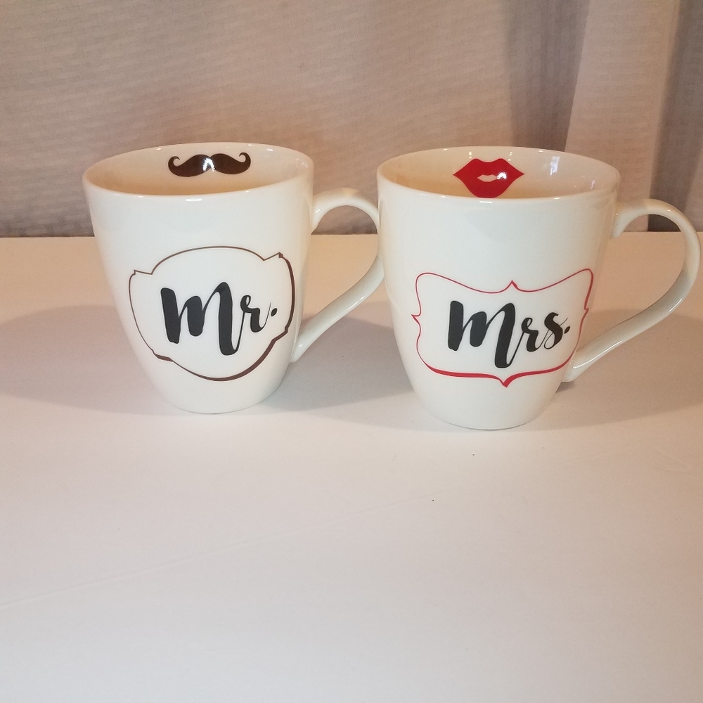 Mr. And Mrs. Mug set !